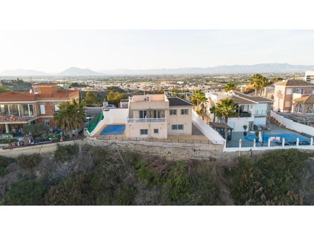 Villa En venta en La Marquesa Golf, Rojales photo 0