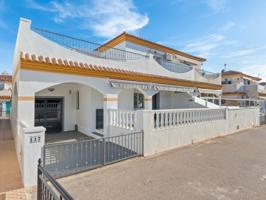 Casa En venta en Playa Flamenca, Orihuela photo 0