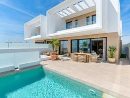 Villa En venta en Dolores photo 0