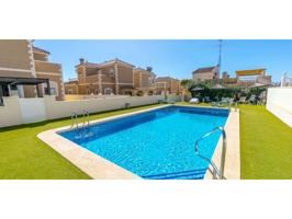 Villa En venta en San Miguel De Salinas photo 0