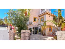 Villa En venta en Orihuela photo 0