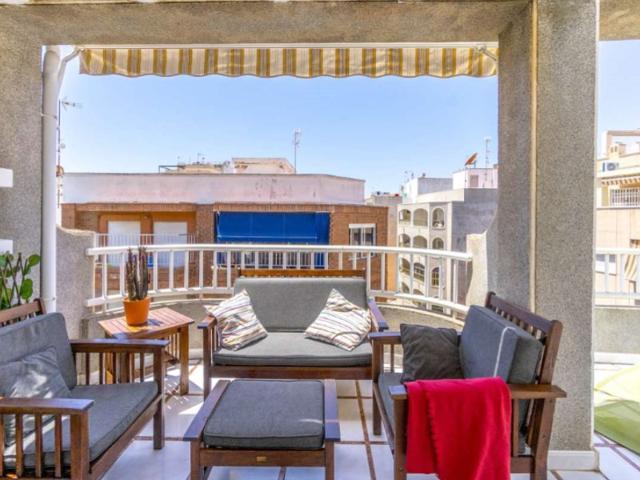 Piso En venta en Torrevieja photo 0