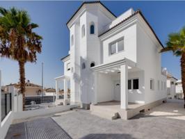 Villa En venta en San Fulgencio photo 0