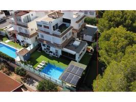 Villa En venta en Lomas De Cabo Roig - Los Dolses, Orihuela photo 0