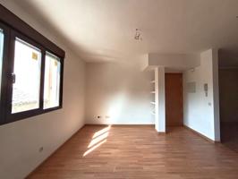 Dúplex en venta en Robledondo de 96 m2 photo 0