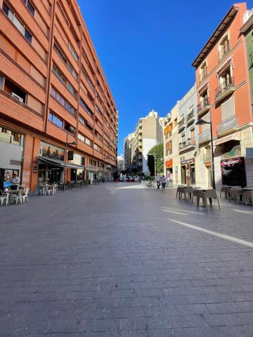 TRASPASO DE PUB ZONA CASCO HISTORICO photo 0