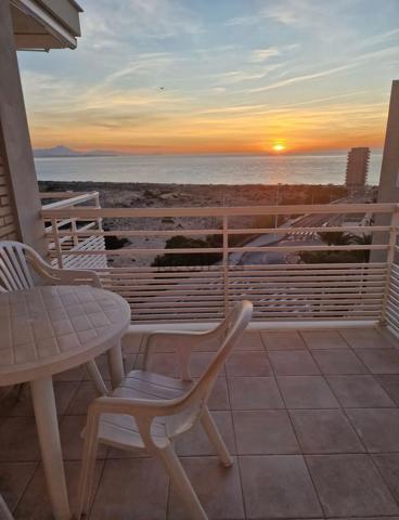 VENTA DE MARAVILLOSA VIVIENDA ZONA ARENALES DEL SOL CON MARAVILLOSAS VISTAS AL MAR photo 0