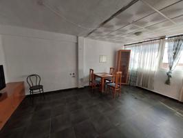 VENTA DE VIVIENDA PARA REFORMAR ZONA ALTOZANO 4ªPLANTA SIN ASCENSOR photo 0