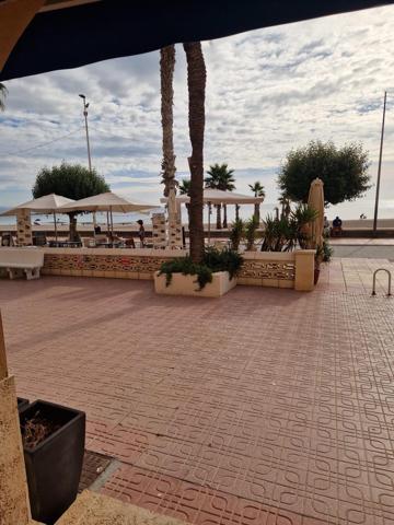 VENTA O ALQUILER DE EXCELENTE LOCAL COMERCIAL EN 1ª LINEA DE PLAYA CAMPELLO photo 0