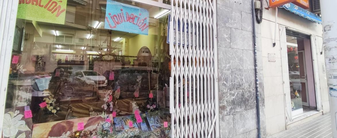 EN VENTA LOCAL COMERCIAL DOBLE EN ESTUPENDA ZONA DE COMERCIOS EN ELCHE photo 0