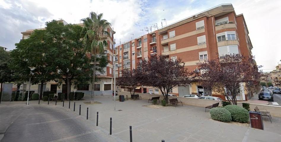 SE VENDE LOCAL CON SALIDA DE HUMOS EN PETRER photo 0
