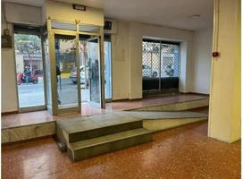 VENTA DE LOCAL COMERCIAL DE GRAN DIMESIÓN ZONA ALTOZANO photo 0