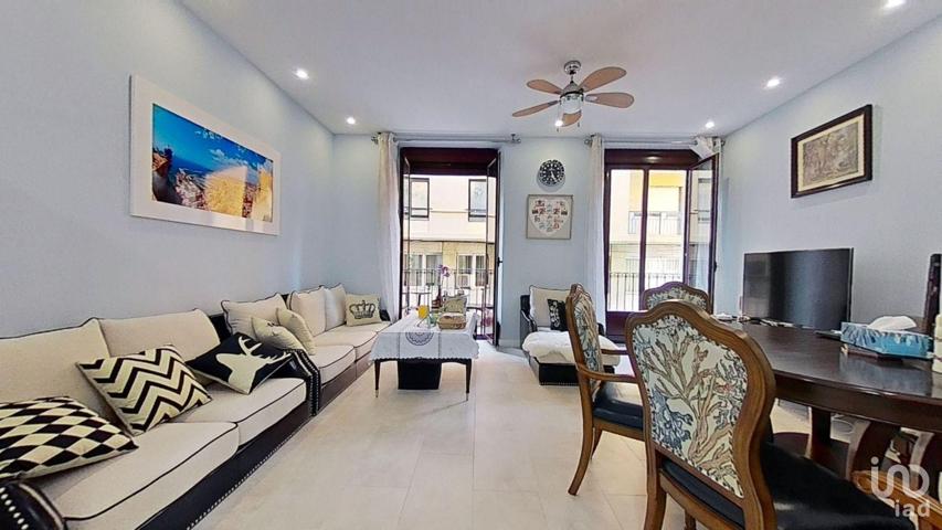 EXCELENTE VIVIENDA EN VENTA EN LA CONOCIDA CALLE CASTAÑOS DE ALICANTE photo 0