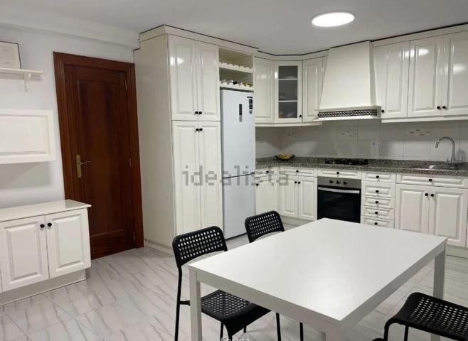 ALQUILER DE VIVIENDA REFORMADA ZONA ALTOZANO 3 DORMITORIOS photo 0