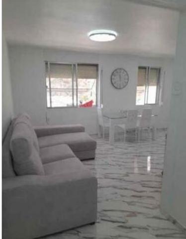 VENTA DE VIVIENDA ZONA JUAN XXIII 3ªPLANTA NO ASCENSOR photo 0