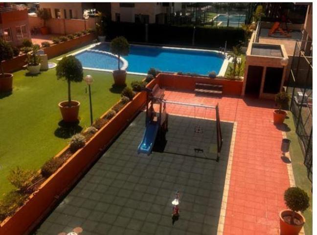 ALQUILER VACACIONAL POR LOS MESES DE JUNIO, JULIO Y AGOSTO ZONA PAU V photo 0