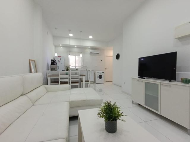 ALQUILER DE LINDA VIVIENDA REFORMADA ZONA CAMPOAMOR photo 0