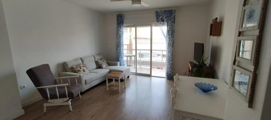 ALQUILER DE VIVIENDA ZONA SANTO DOMINGO DE 3 DORMITORIOS PARA ENTRAR EN AGOSTO photo 0