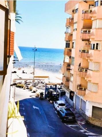 PISO EN VENTA JUNTO A LA PLAYA DE LEVANTE photo 0