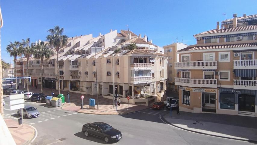 SE VENDE PISO EN CAMPELLO EN FRENTE A CALLE SAN BARTOLOME photo 0