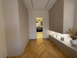 Exclusivo Apartamento Renovado en el Corazón de Alicante con Vistas al Castillo photo 0