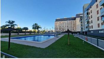 ALQUILER DE EXCELENTE VIVIENDA EN URBANIZACIÓN ZONA PAUS photo 0