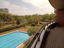Espectacular piso exterior con terraza, reformado y con piscina comunitaria en Pedralbes photo 0