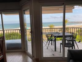 ESPECTACULAR APARTAMENTO EN VENTA EN EL PASEO MARÍTIMO DE SEGUR DE CALAFELL photo 0