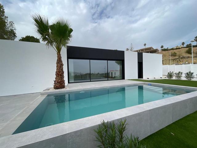 Casa En venta en L'Alfàs del Pi photo 0