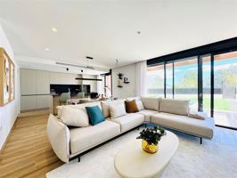 Casa En venta en Polop photo 0