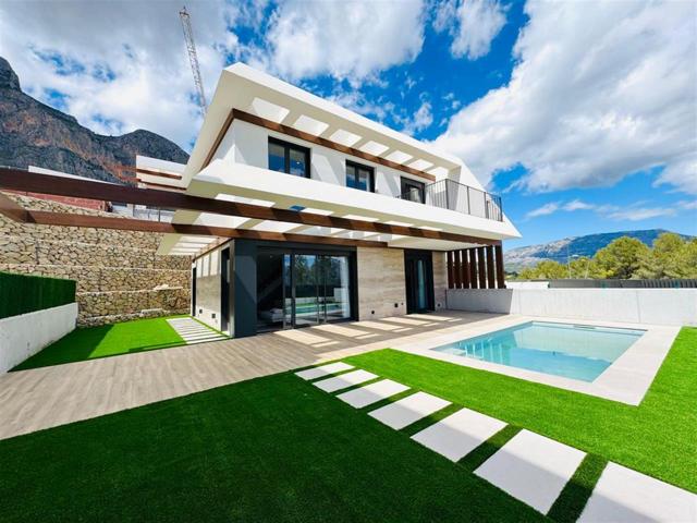 Casa En venta en Polop photo 0