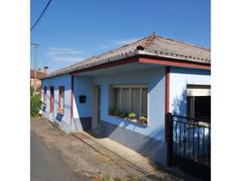 Casa en venta en Lalín photo 0