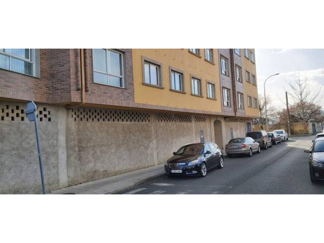 LOCAL COMERCIAL EN A ESTRADA photo 0