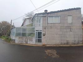 Venta de casa adosada en Filgueira, Lalín photo 0