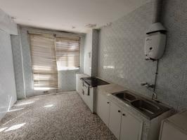 Venta de piso en Lalín photo 0