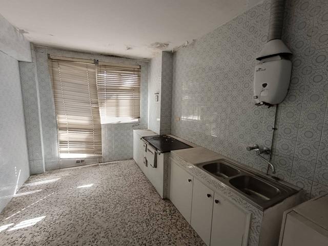 Venta de piso en Lalín photo 0