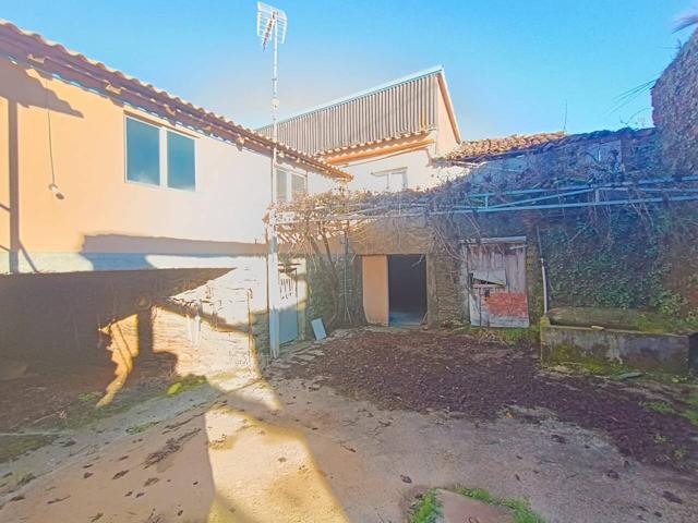Venta de Casa en Lalín photo 0