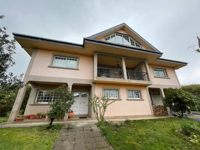Venta de Casa en Lalín photo 0