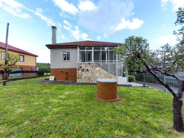 Casa en venta en Lalín photo 0