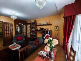 Venta de piso en Lalín photo 0