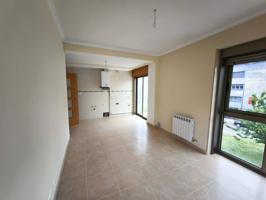Venta de piso en Lalín photo 0