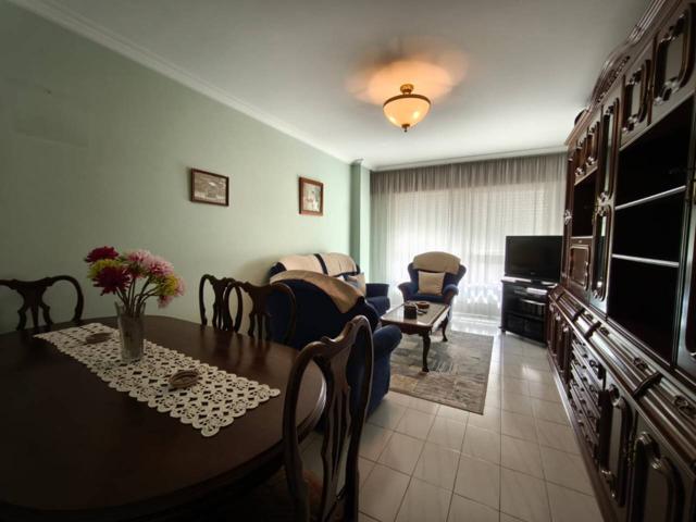 Venta de piso en Lalín photo 0
