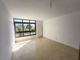 Venta de piso en Silleda photo 0