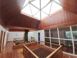 Chalet en el centro de Vigo, con jardín , terraza y piscina descubierta. photo 0