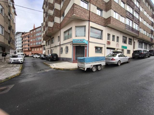 Venta de local comercial en Lalín photo 0