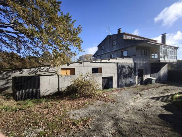 Venta de casa en Dozón photo 0