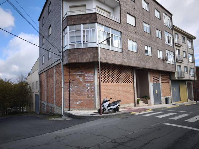 Venta de Local Comercial en Vila de Cruces photo 0