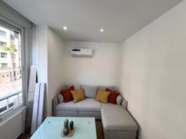 🌴 Apartamento reformado con piscina en el centro de Torremolinos photo 0