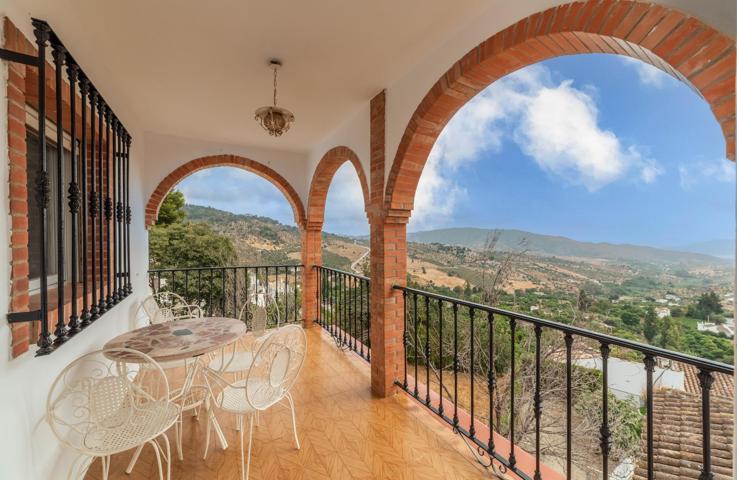 🏡 Chalet independiente con vistas espectaculares en Casarabonela (Málaga) photo 0