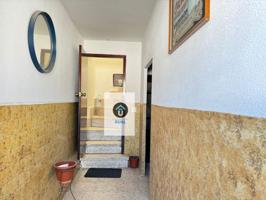 CASA CON LOCAL EN VENTA EN TALAVERA DE LA REINA photo 0